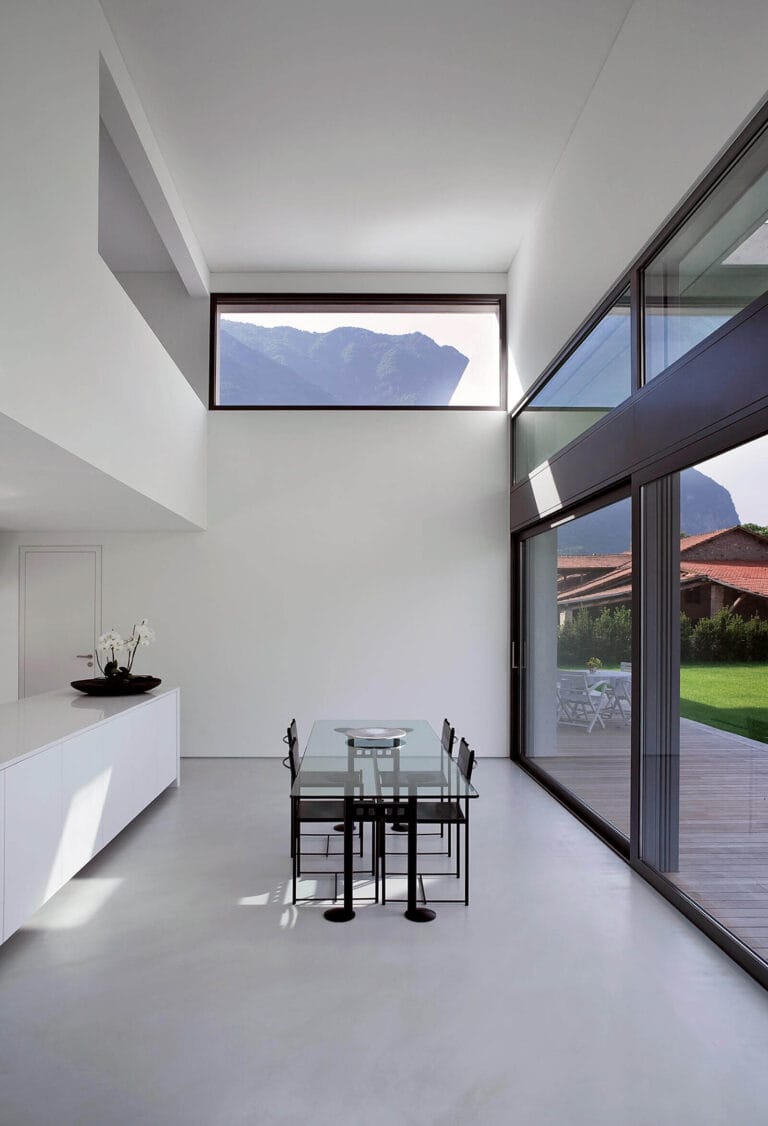 ErreLAB Spatolato flooring in minimalist dining space