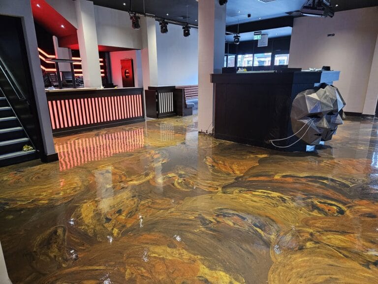 PB Flooring at Snobs